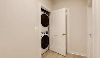 43798 MIDDLEWAY Ter, Ashburn, VA 20147