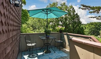 177 Main St A, Amesbury, MA 01913