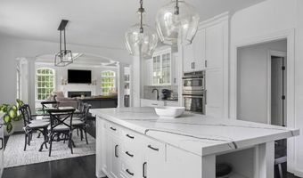 50 Kenyon Ave, East Greenwich, RI 02818