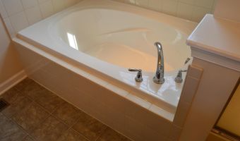 523 LOTHIAN Way 178, Abingdon, MD 21009