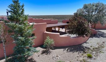 30 Cielo Grande Rd, Carson, NM 87577