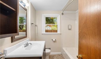 85 Sachem Rd, North Kingstown, RI 02852