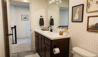 867 SE 35TH St, Battle Ground, WA 98604