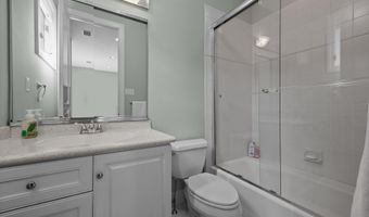 1049 MCKEAN Rd, Ambler, PA 19002