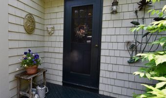 23 Middlebrook Dr, Arundel, ME 04046