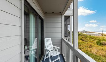2111 W Fort Macon Rd 204, Atlantic Beach, NC 28512
