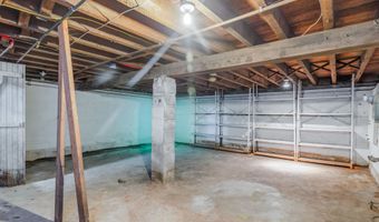 147 AVENUE E, Bayonne, NJ 07002