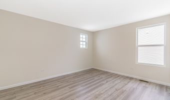 531 Alpine Dr, Algonquin, IL 60102