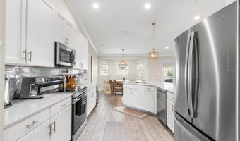 444 LAKE VIEW Way, Auburndale, FL 33823