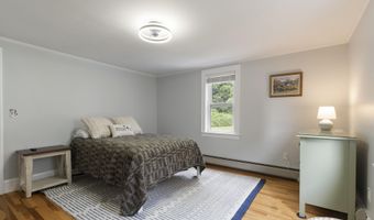 10 Blaine Ave, Augusta, ME 04330