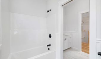 55 Dolphin Ave, Jamestown, RI 02835