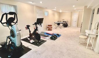 11904 HUNTING RIDGE Ct, Potomac, MD 20854