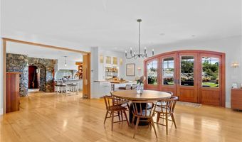 294 Ocean Ave, Newport, RI 02840