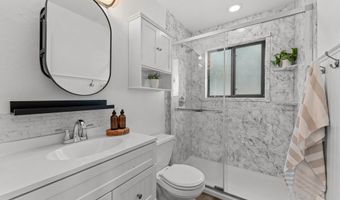5759 W DRAKE Ct, Chandler, AZ 85226