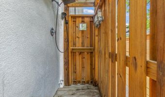 50 17TH St, Atlantic Beach, FL 32233
