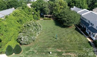 1224 Green Oaks Ln F, Charlotte, NC 28205
