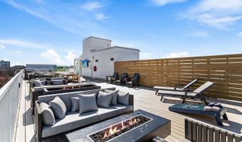 625 SLATERS Ln 201, Alexandria, VA 22314