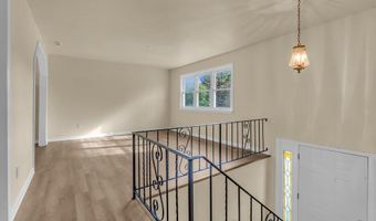 32 Pine Tree Dr, Bayville, NJ 08721