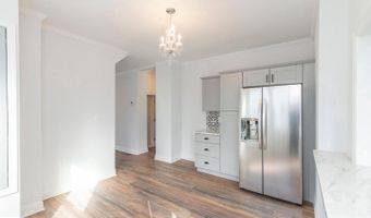 114 WALNUT St, Audubon, NJ 08106