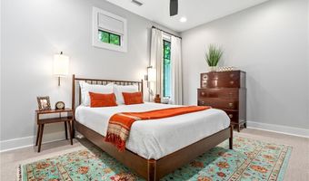 900 DAKOTA Dr, Auburn, AL 36830