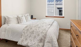 260 ROUND HOUSE Rd, Astoria, OR 97103