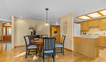 1042 Oak Knoll Dr, Ashland, OR 97520
