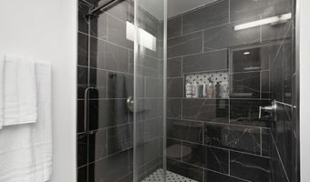 210 S Vine St, Fallbrook, CA 92028