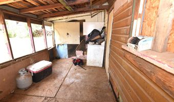 389 W Park Ave, Ash Fork, AZ 86320