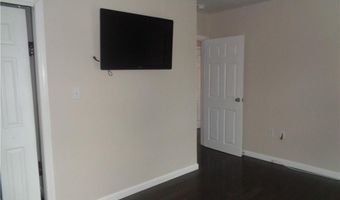 176 Vernon St, Warwick, RI 02889