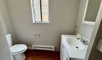 70 Weber Ave APT 1B, Bridgeport, CT 06610