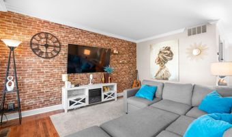 932 LAKE OVERLOOK Dr, Bowie, MD 20721
