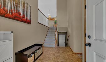 984 Waters Edge Cir, Avon, MN 56310