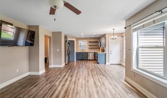611 Court St, Adel, IA 50003