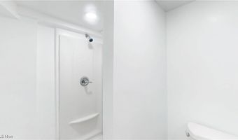 681 Stevenson Ave, Akron, OH 44312