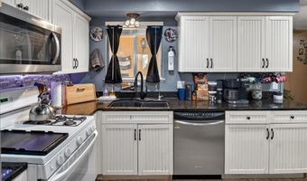 409 Sierra St, Fernley, NV 89408