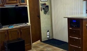 8785 NW Glenwood Rd, Amity, MO 64422