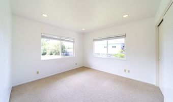 955 KUKUAU St, Hilo, HI 96720
