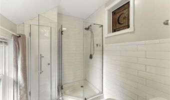 57 River Vue Ave, Warwick, RI 02889