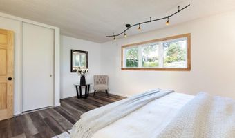 302 Coronado Dr, Aptos, CA 95003
