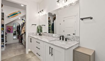 1185 NW Singleton Pl, Bend, OR 97703