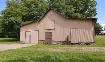 13905 Leavenworth Rd, Basehor, KS 66007