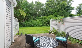 4 FRANKLIN Sq, Berlin, MD 21811