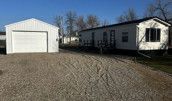 106 Skinner St, Akaska, SD 57420