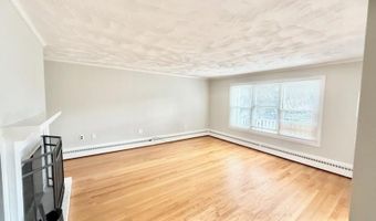 44 Dudley Ave, Newport, RI 02840
