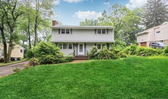 27 Alpine Dr, Alpine, NJ 07620
