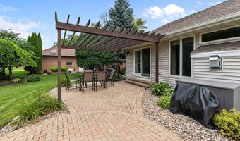 993 S CROCUS Ln, Appleton, WI 54914