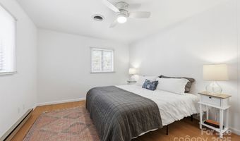 340 Dillingham Cir 1, Asheville, NC 28805