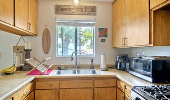 1080 Buena Pl, Carlsbad, CA 92008