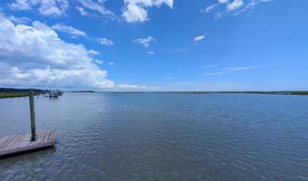 6154 Rudder Ln, Awendaw, SC 29429