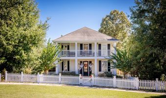 13076 Pine Valley Ln, Biloxi, MS 39532